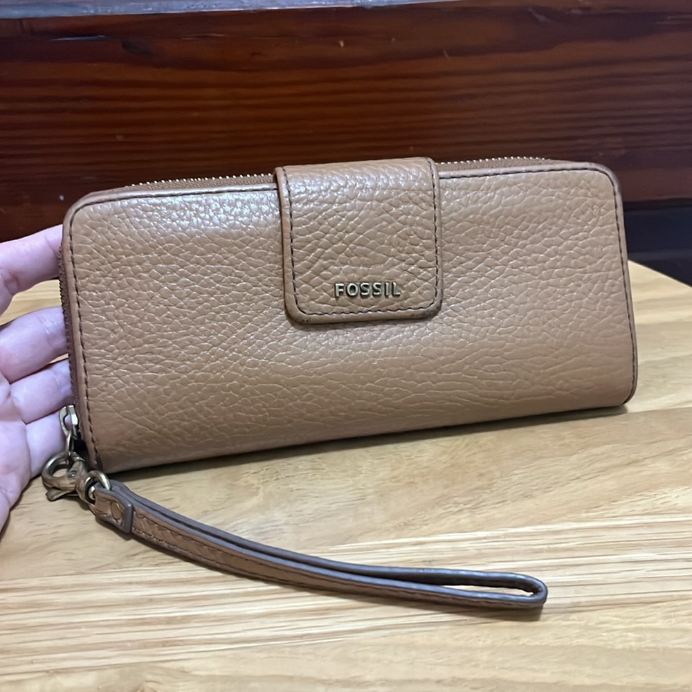 Fossil Madison Zip Clutch - Gem